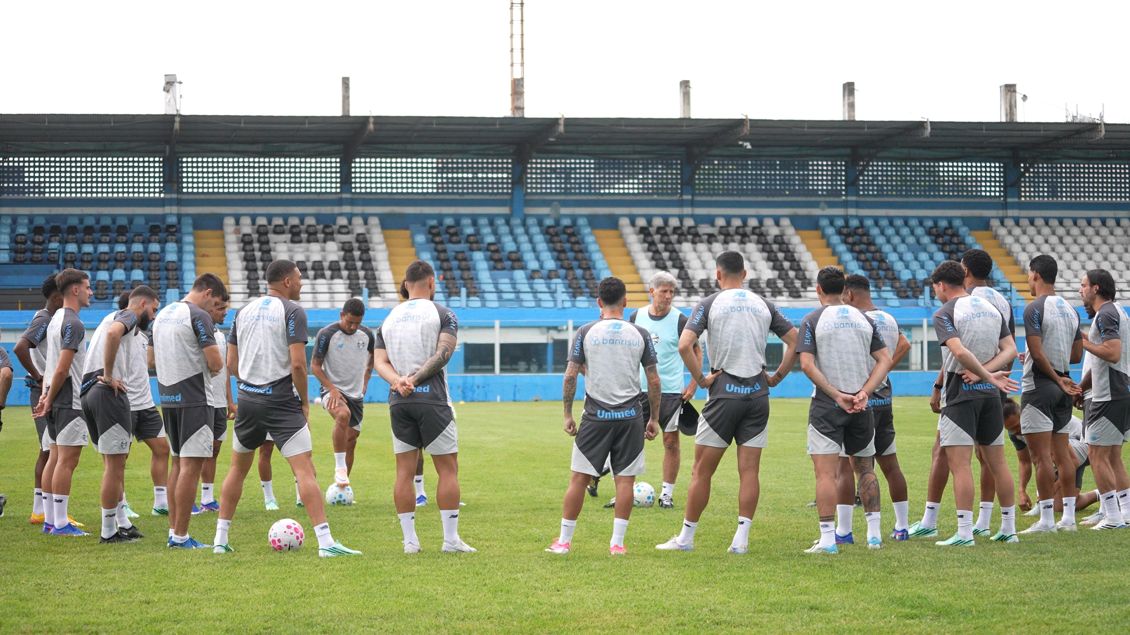 Grêmio faz primeiro treino em Belém