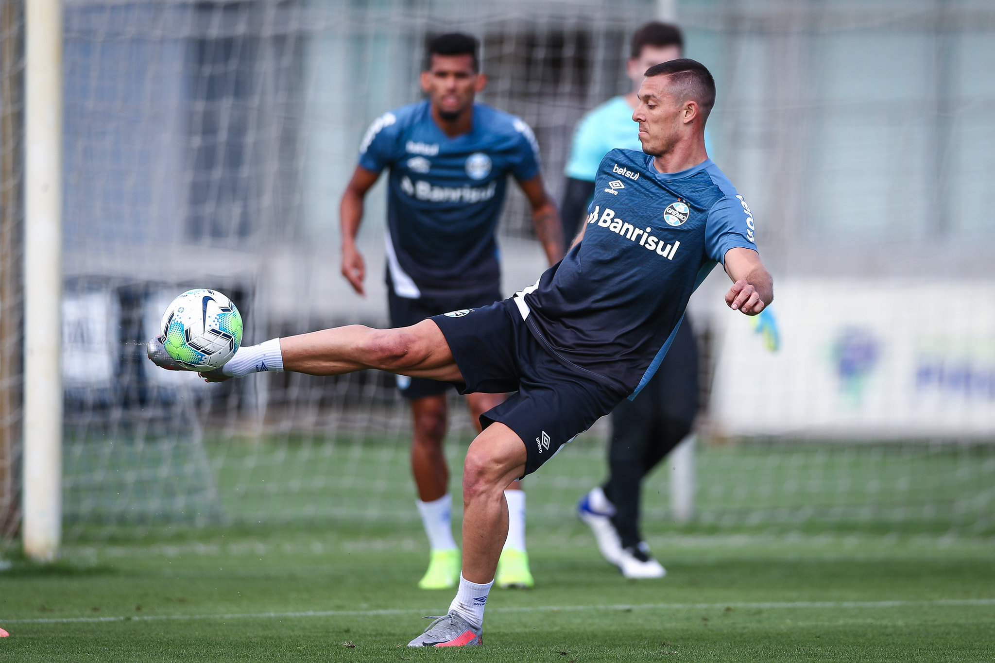 Foco do Grêmio passa a ser todo no Brasileirão - Grêmio - Diário