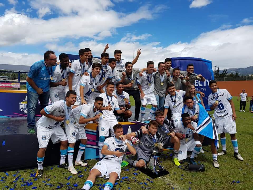 Grêmio é campeão da Copa Mitad Del Mundo Sub-18 no Equador