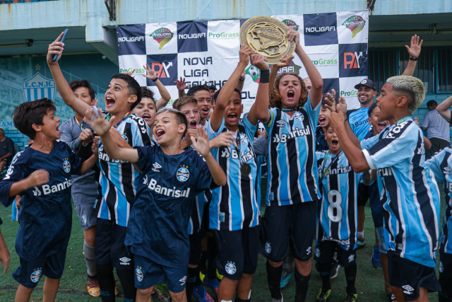 Academia do Futebol na categoria sub-11 está entre os 8 melhores