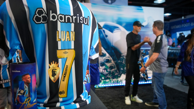 É uma felicidade muito grande poder vestir essa camisa, diz Luan sobre  retorno ao Grêmio - Grêmio - Jornal NH
