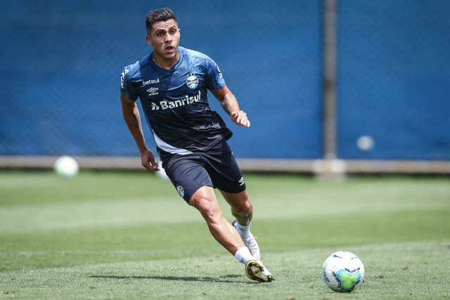 Grêmio faz último trabalho antes de enfrentar o Corinthians