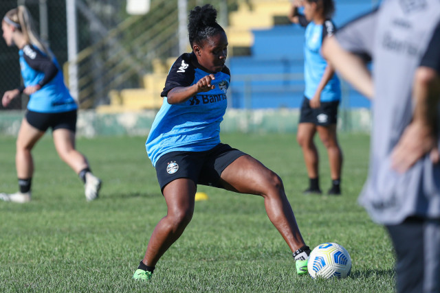 Com treino tático, Gurias Gremistas finalizam preparação para encarar Real  Ariquemes