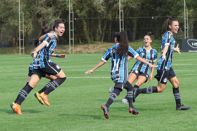 Gurias Gremistas conquistam vitória fora de casa pelo Campeonato Brasileiro